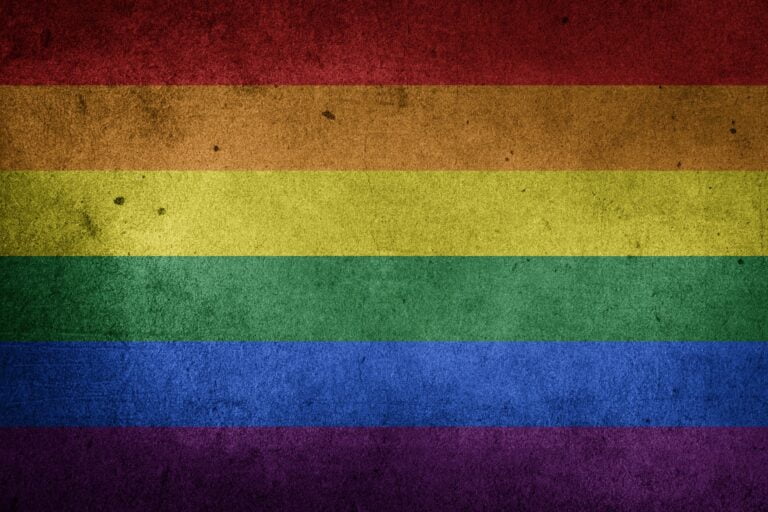 Siri adopte une cinquième voix pour les LGBTQ+