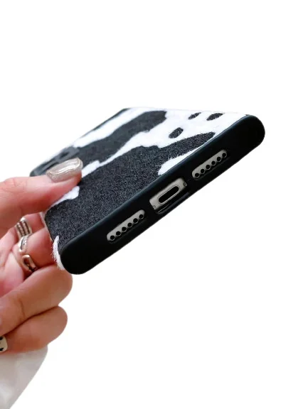 Coque iPhone Peau de vache – Image 5