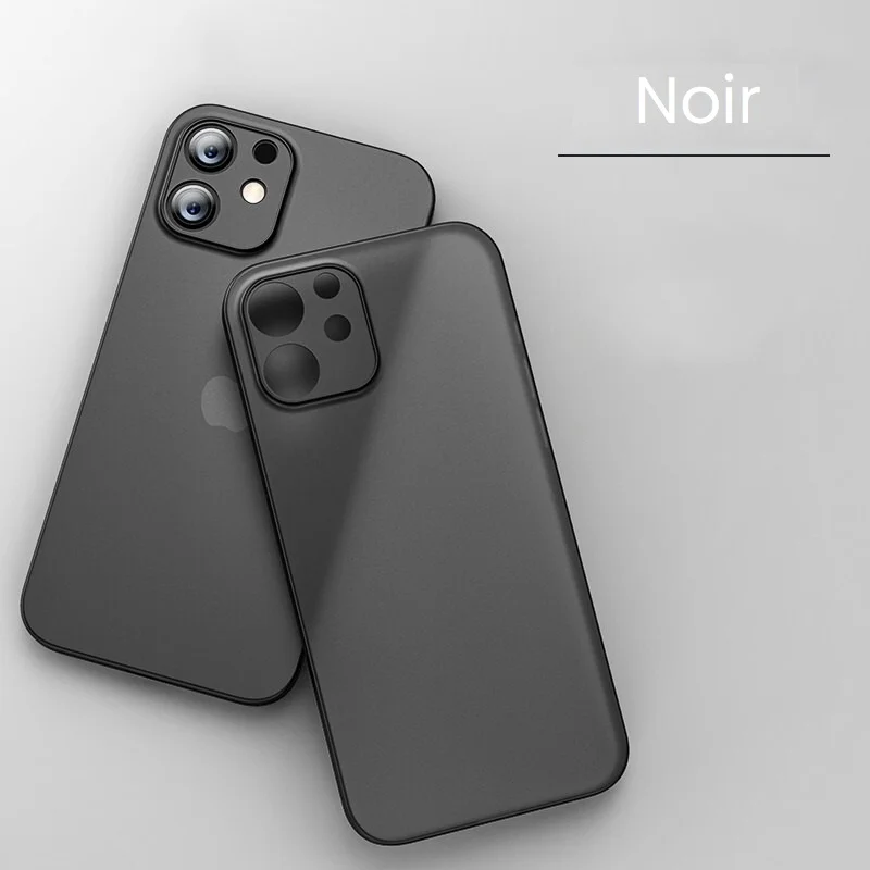 Coque iPhone mate ultra mince de couleur noire
